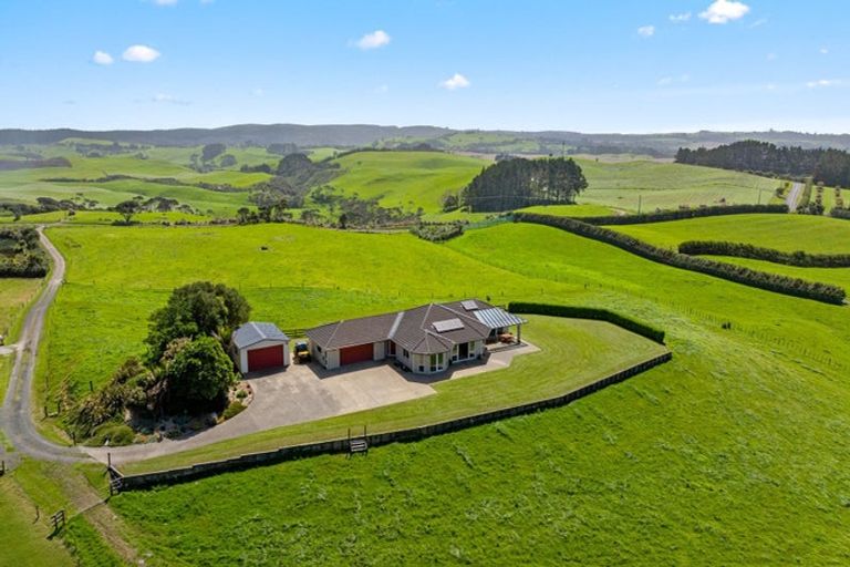 Photo of property in 107 Fuller Road, South Head, Helensville, 0874