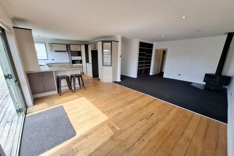 Photo of property in 53 Wallace Place, Westown, New Plymouth, 4310