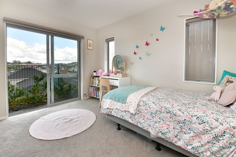 Photo of property in 114 Ormonde Drive, Silverdale, 0932