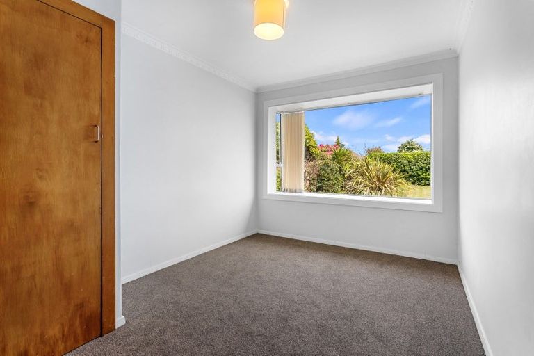 Photo of property in 14 Solway Avenue, Ilam, Christchurch, 8041
