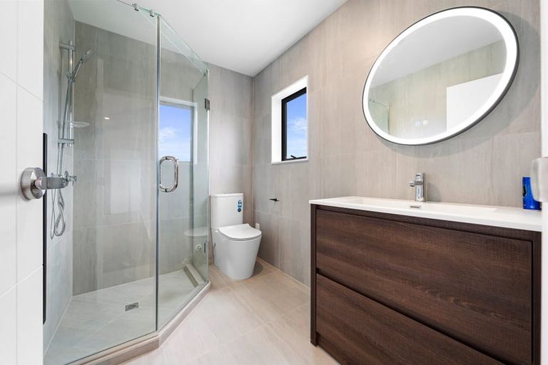 Photo of property in 19b Vida Place, Howick, Auckland, 2014