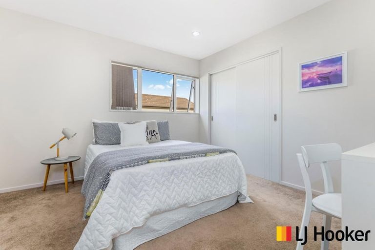 Photo of property in 39 Pickaberry Avenue, Karaka, Papakura, 2113