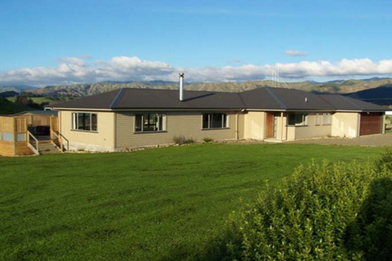 Photo of property in 12 Kukutauaki Road, Koputaroa, Levin, 5575