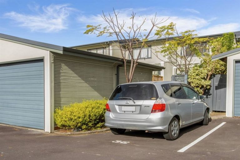 Photo of property in 36/2 Armoy Drive, East Tamaki, Auckland, 2016