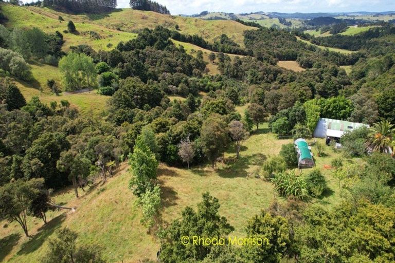 Photo of property in 318 Franklin Road, Paparoa, 0571