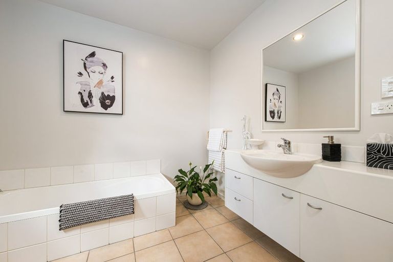 Photo of property in 68a Perry Street, Papanui, Christchurch, 8053