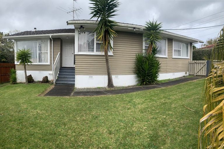 Photo of property in 19 Salisbury Road, Birkdale, Auckland, 0626