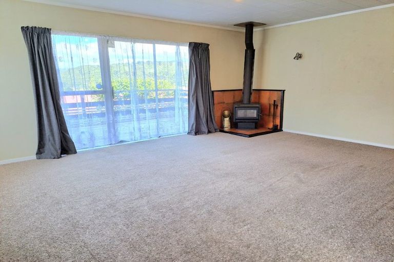 Photo of property in 23a Manor Drive, Stokes Valley, Lower Hutt, 5019