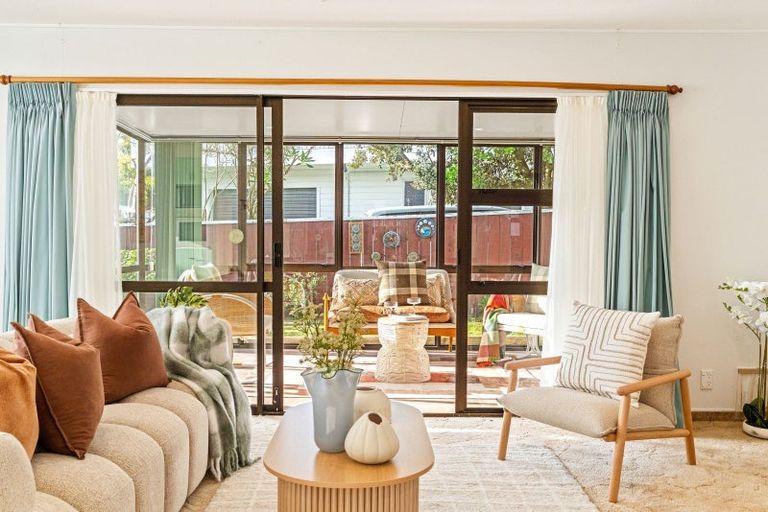 Photo of property in 34 Norfolk Crescent, Otaki Beach, Otaki, 5512