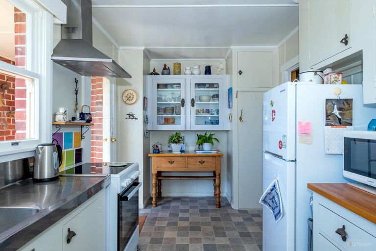 Photo of property in 15 Point Bush Road, Waimate, 7924