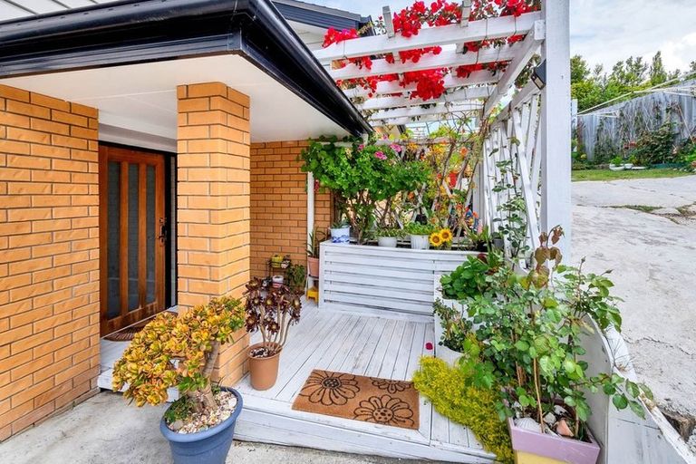 Photo of property in 70d Glengarry Road, Glen Eden, Auckland, 0602