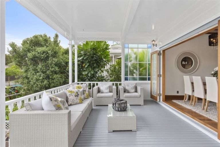 Photo of property in 13 Grahame Street, Devonport, Auckland, 0624