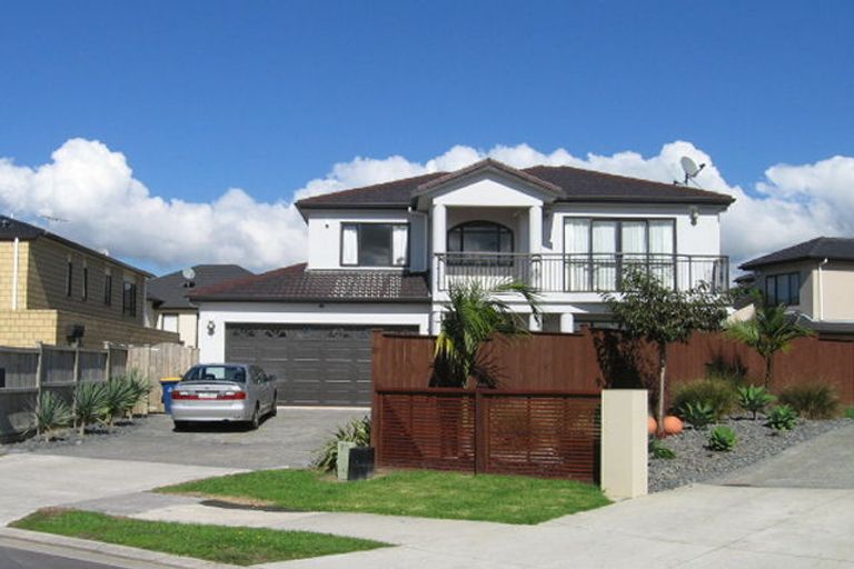 Photo of property in 25 Piriti Drive, Te Atatu Peninsula, Auckland, 0610