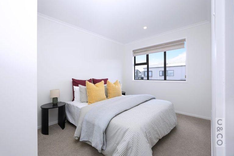 Photo of property in 24 Manarini Road, Westgate, Auckland, 0614