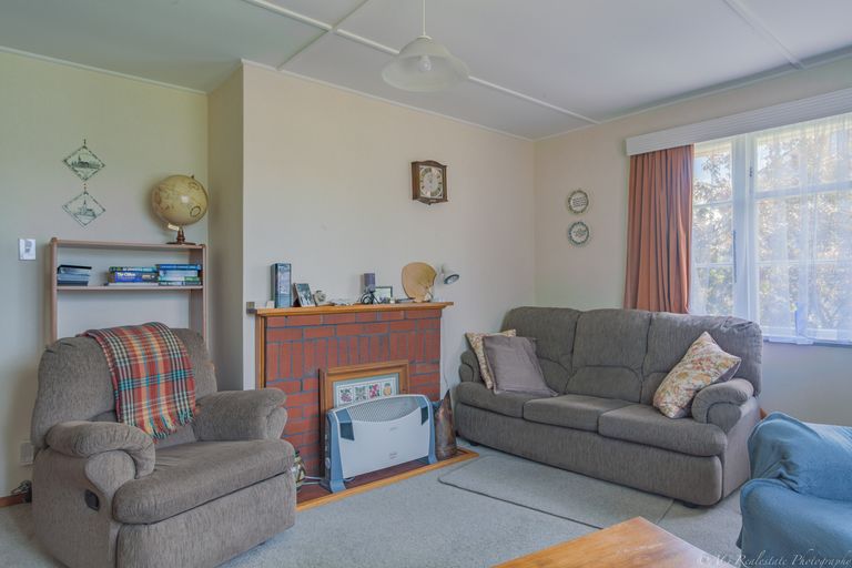 Photo of property in 38 Bouverie Street, Waimataitai, Timaru, 7910