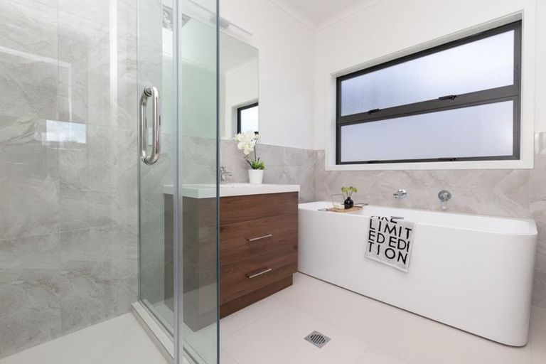 Photo of property in 13 Kapua Crescent, Rototuna North, Hamilton, 3210