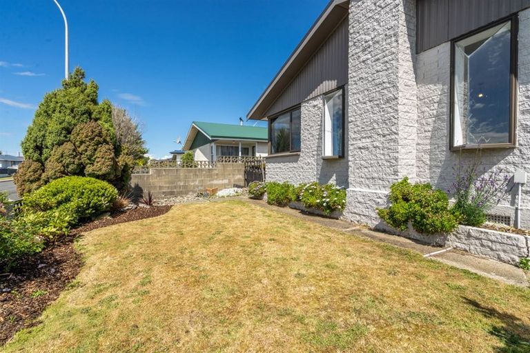 Photo of property in 2 Marshall Street, Strathern, Invercargill, 9812