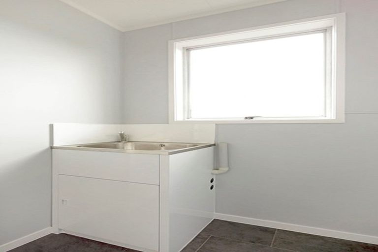 Photo of property in 2/37 John Walker Drive, Manurewa, Auckland, 2102