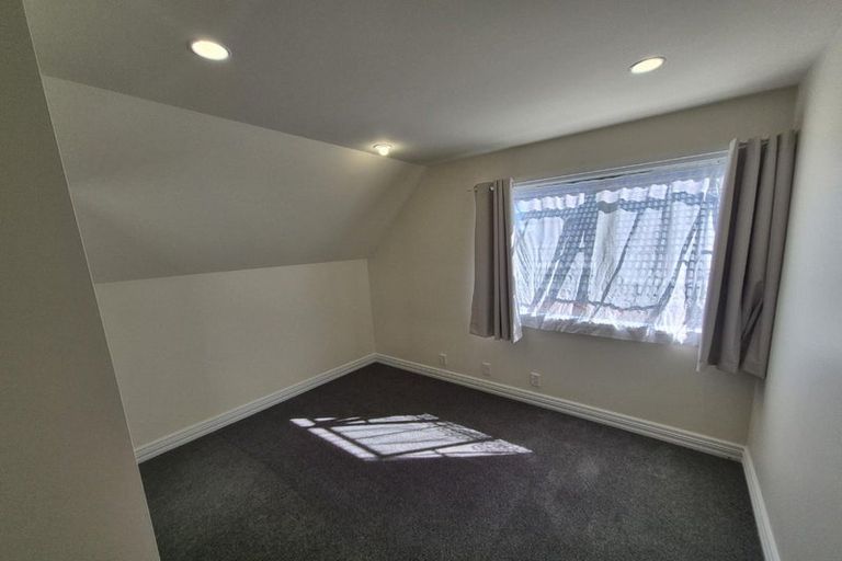 Photo of property in 132 Withells Road, Avonhead, Christchurch, 8042