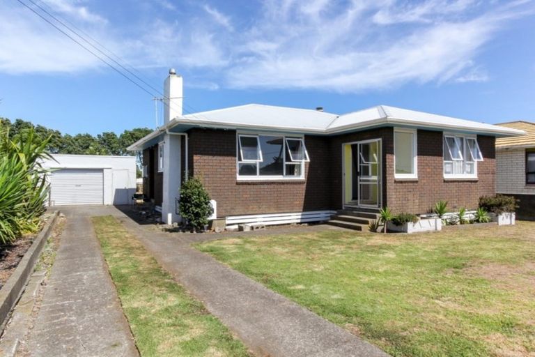 Photo of property in 21 King Street, Waitara, 4320