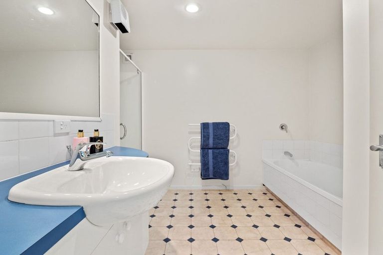 Photo of property in 5 Cotter Avenue, Arrowtown, 9302