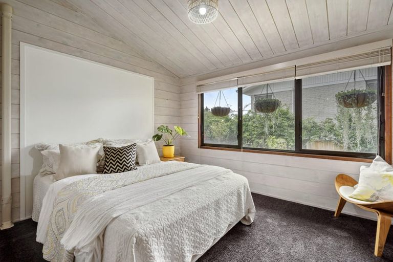 Photo of property in 1/38 Sandiacre Way, Browns Bay, Auckland, 0630