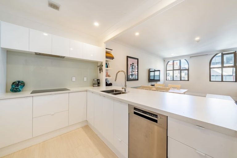 Photo of property in Kelvin House, 6d/16 The Terrace, Wellington Central, Wellington, 6011