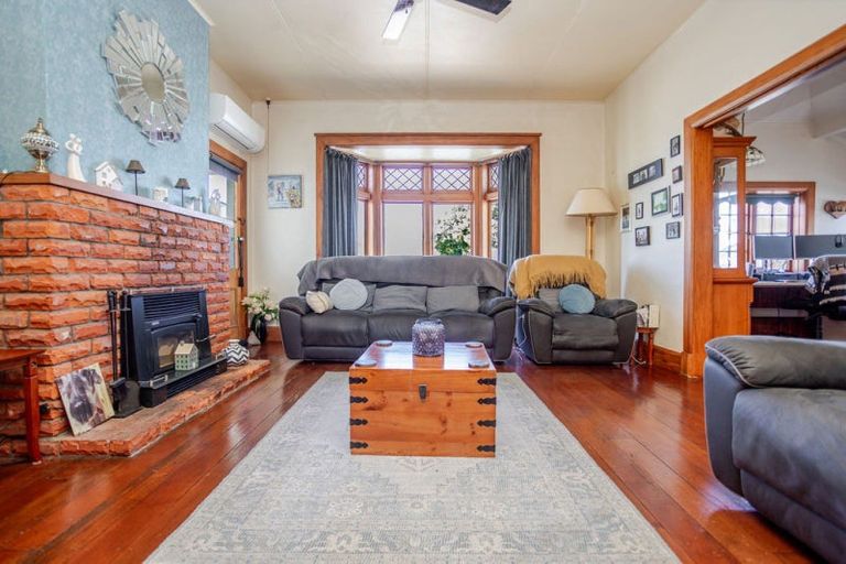 Photo of property in 5 Victoria Avenue, Dannevirke, 4930