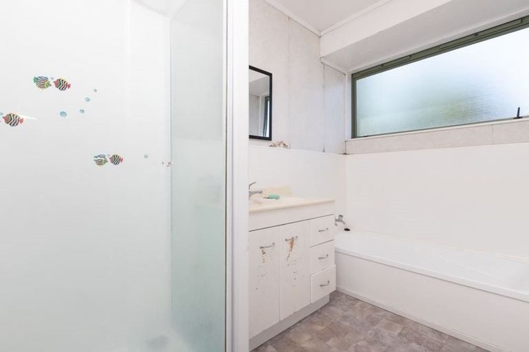 Photo of property in 27d Breckons Avenue, Nawton, Hamilton, 3200