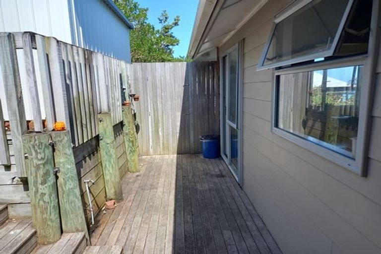 Photo of property in 54d Hungerford Road, Houghton Bay, Wellington, 6023