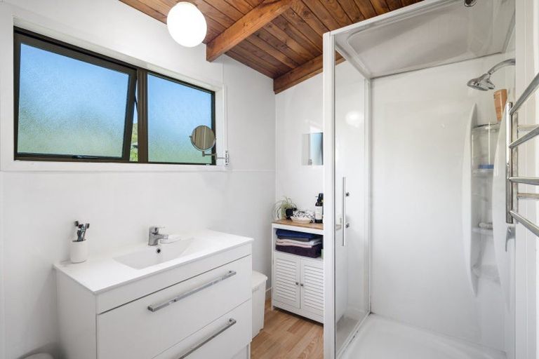 Photo of property in 1/3 Cherry Lane, Acacia Bay, Taupo, 3330