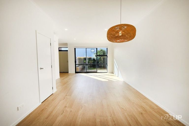 Photo of property in 62 Walter Merton Road, Hobsonville, Auckland, 0616