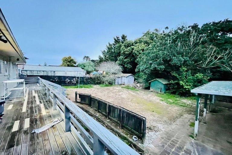 Photo of property in 25 Rosehill Drive, Rosehill, Papakura, 2113