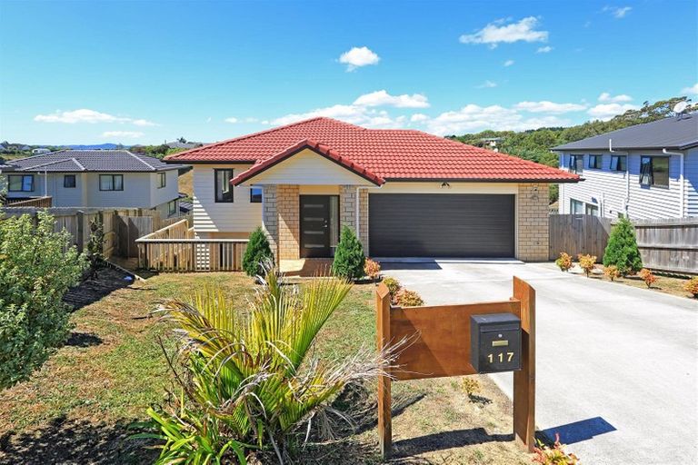 Photo of property in 117 Keri Vista Rise, Papakura, 2110
