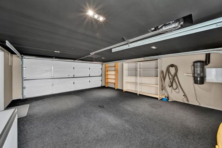 Photo of property in 905 Devon Road, Bell Block, New Plymouth, 4312