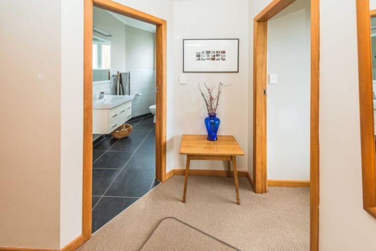 Photo of property in 142 Mount View Road, Bastia Hill, Whanganui, 4500