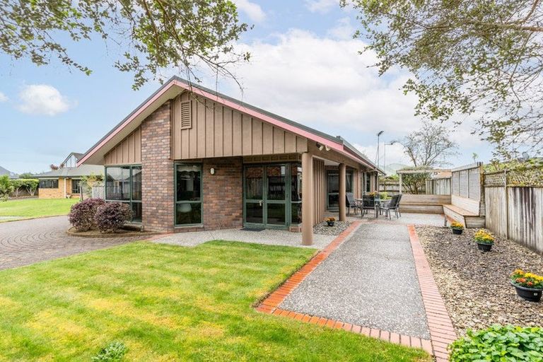 Photo of property in 6 Earls Court, Hillcrest, Hamilton, 3216