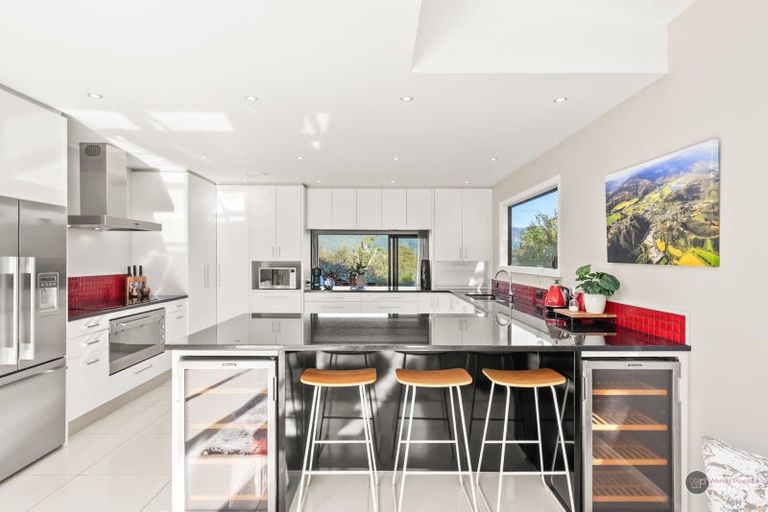 Photo of property in 67 Mount Marua Way, Timberlea, Upper Hutt, 5018