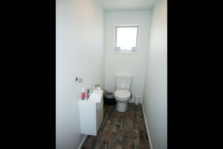 Photo of property in 5 Rankin Rise, Lake Tekapo, 7999