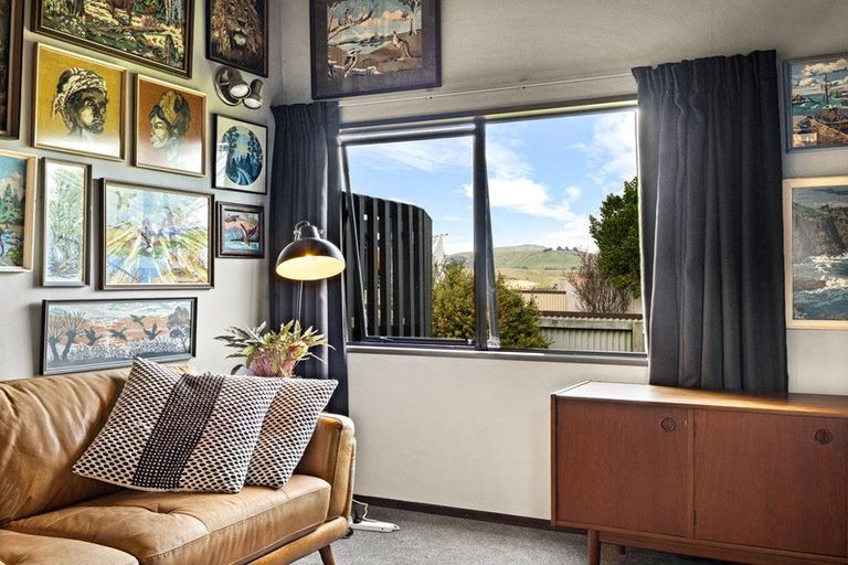 Photo of property in 1 Magnetic Street, Port Chalmers, 9023