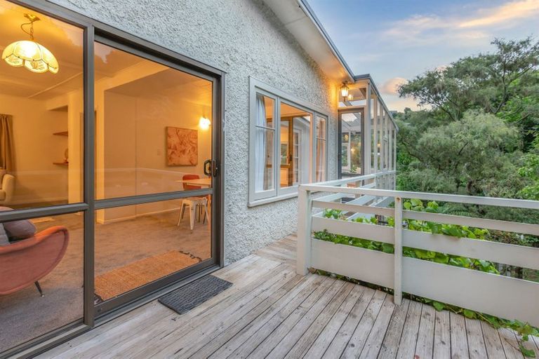 Photo of property in 78 Airlie Road, Plimmerton, Porirua, 5026