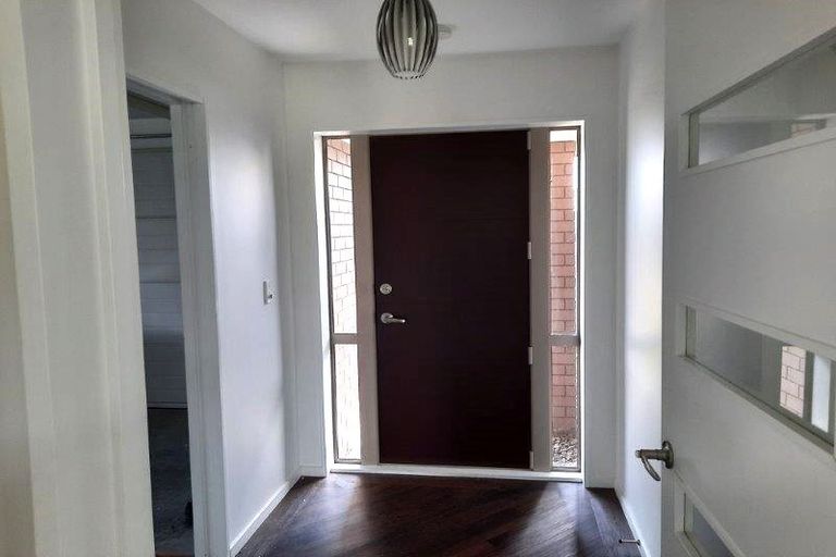 Photo of property in 7 Bamber Crescent, Halswell, Christchurch, 8025