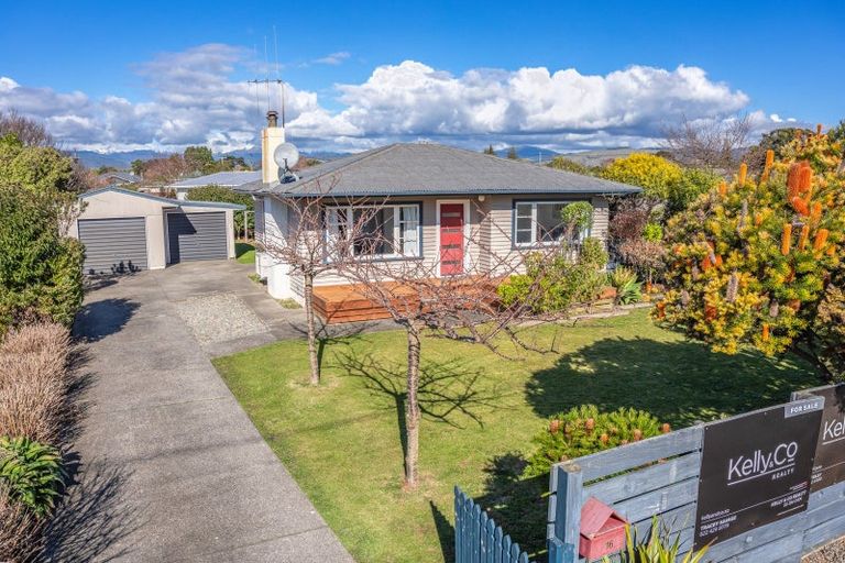Photo of property in 16 Lemon Street, Otaki, 5512
