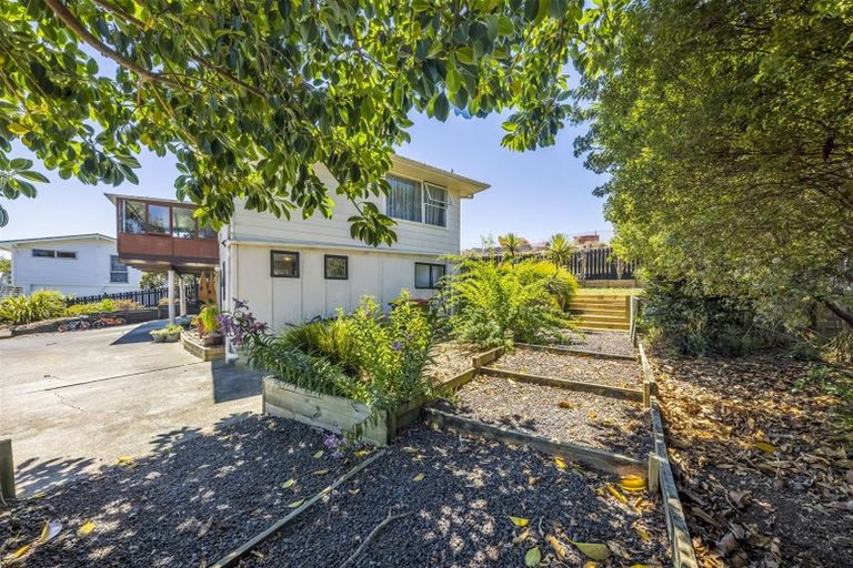 Photo of property in 5 Wesleydale Place, Papakura, 2110