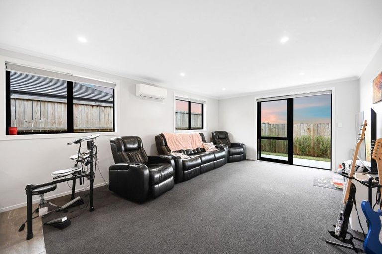 Photo of property in 41 Waruhia Crescent, Rototuna North, Hamilton, 3210