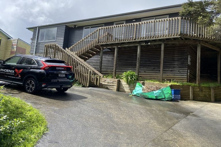 Photo of property in 8 Phillip Avenue, Glen Eden, Auckland, 0602