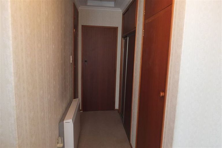 Photo of property in 8a Stuart Street, Holmes Hill, Oamaru, 9401