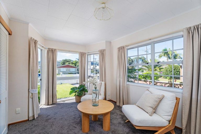 Photo of property in 9 Hamilton Crescent, Whitianga, 3510