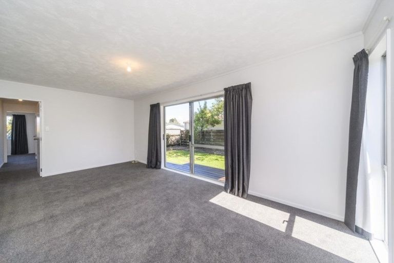 Photo of property in 52a Newton Place, Westbrook, Palmerston North, 4412