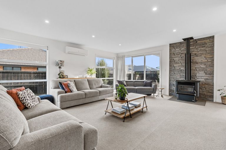Photo of property in 31 Dundee Road, Mosgiel, 9024